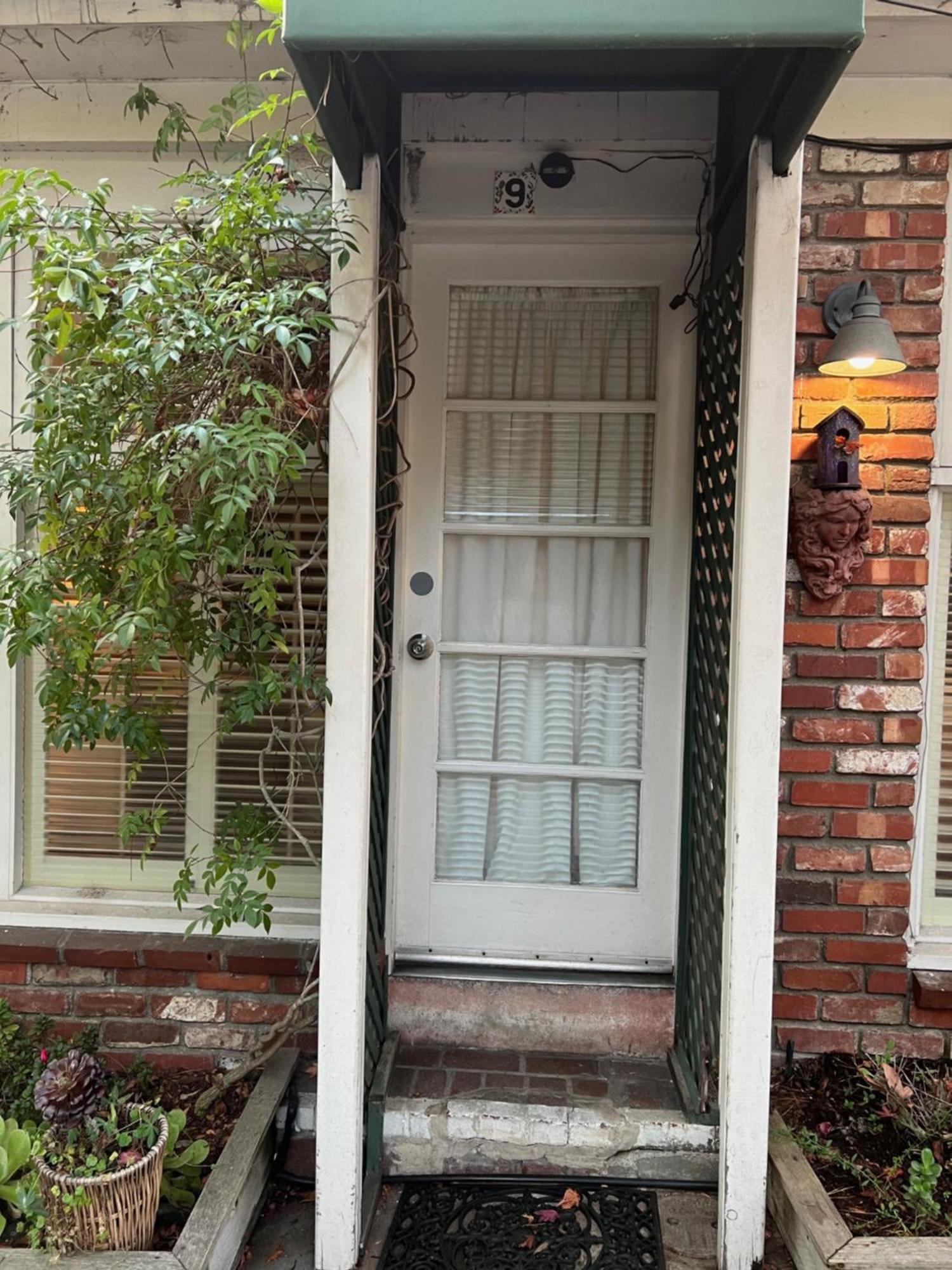 Carmel Garden Inn Bagian luar foto